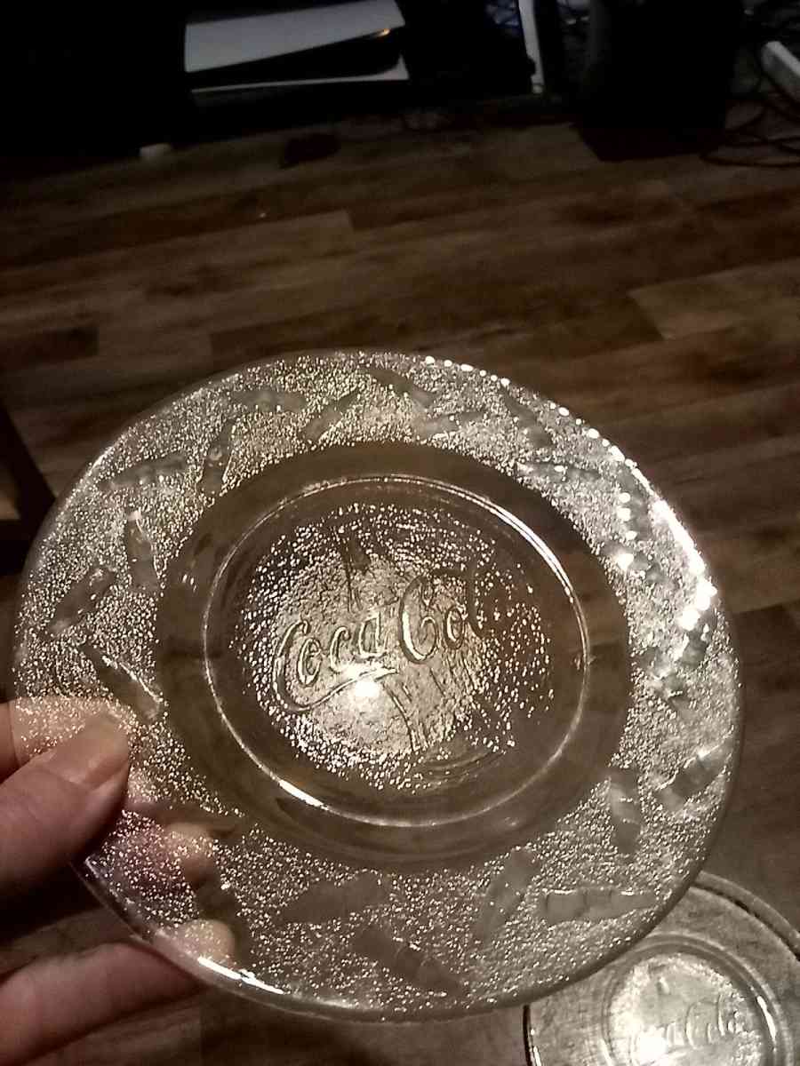 coca cola plates
