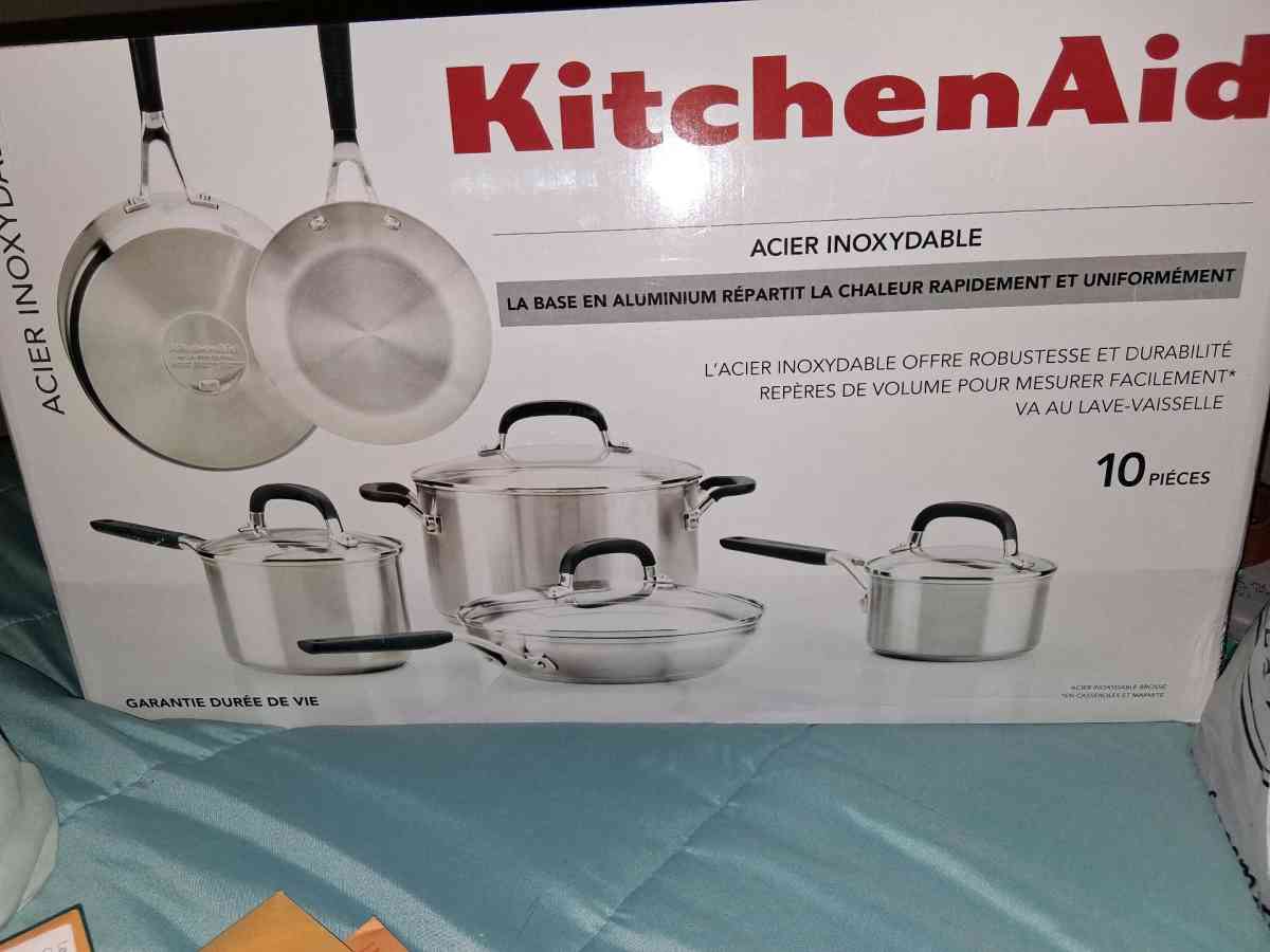 KITCHEN AID 10 piece stainless steel cookware set
