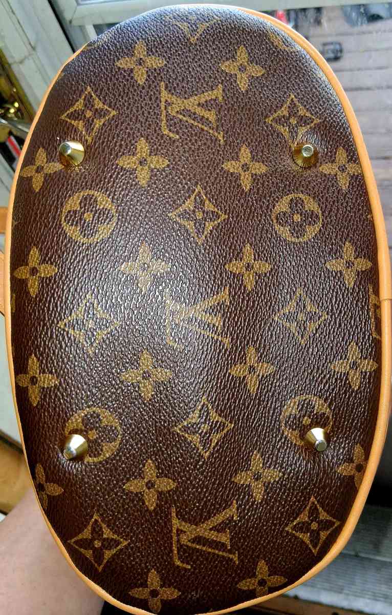 Louis Vuitton bucket purse