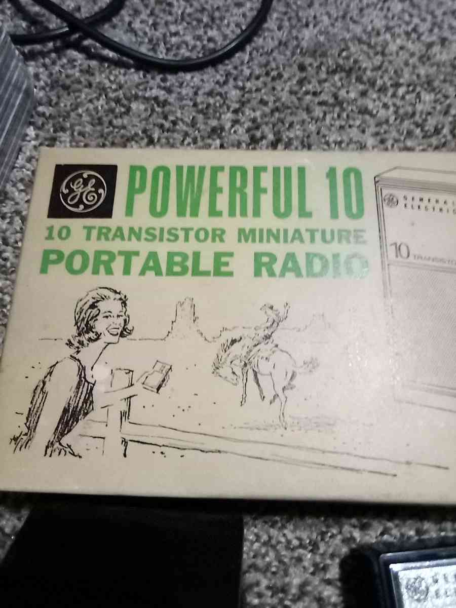 antique transistor radio