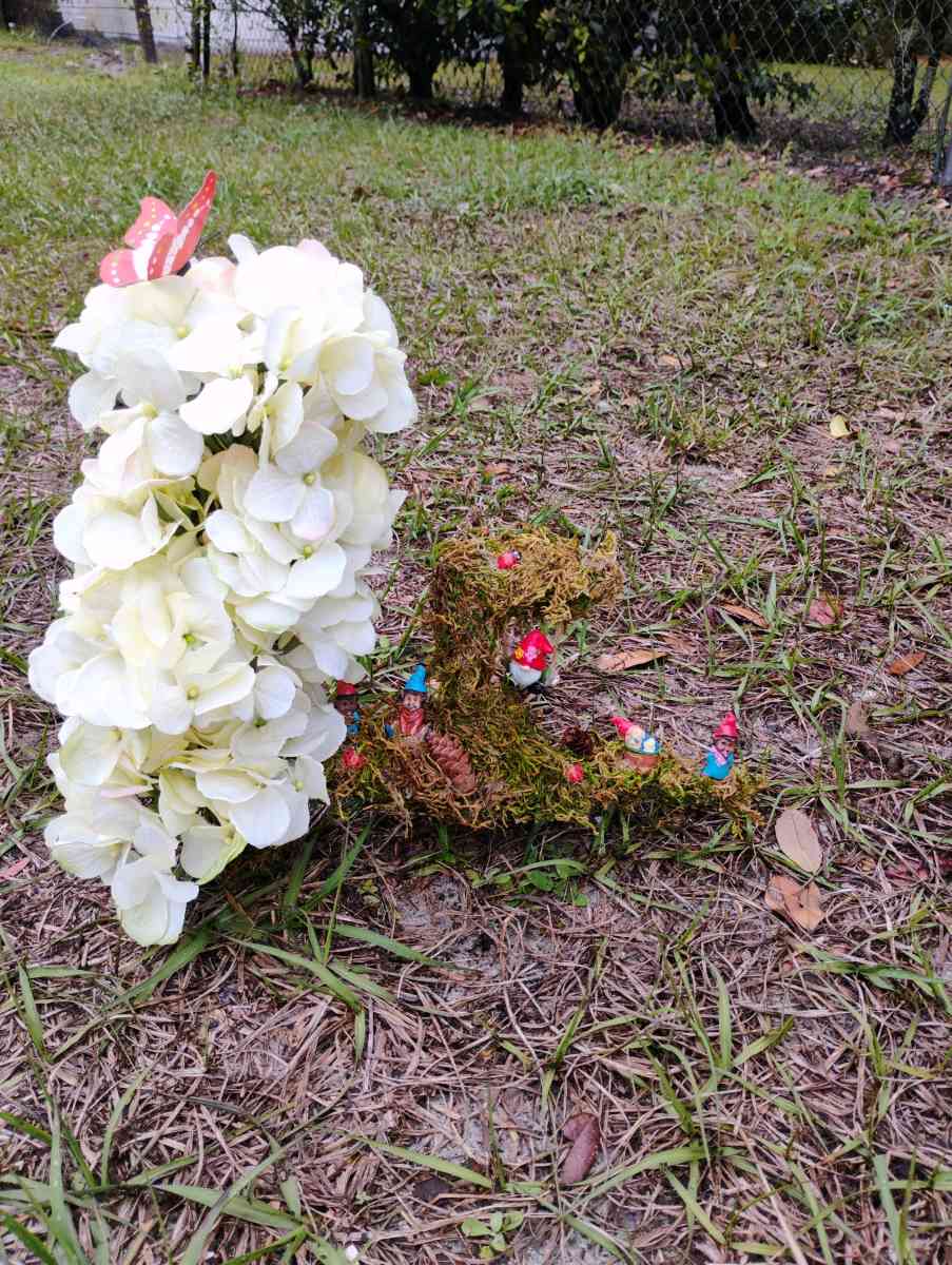graveside flowers for loved ones