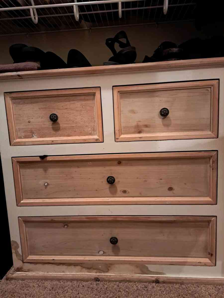 beautiful furniture and wall art