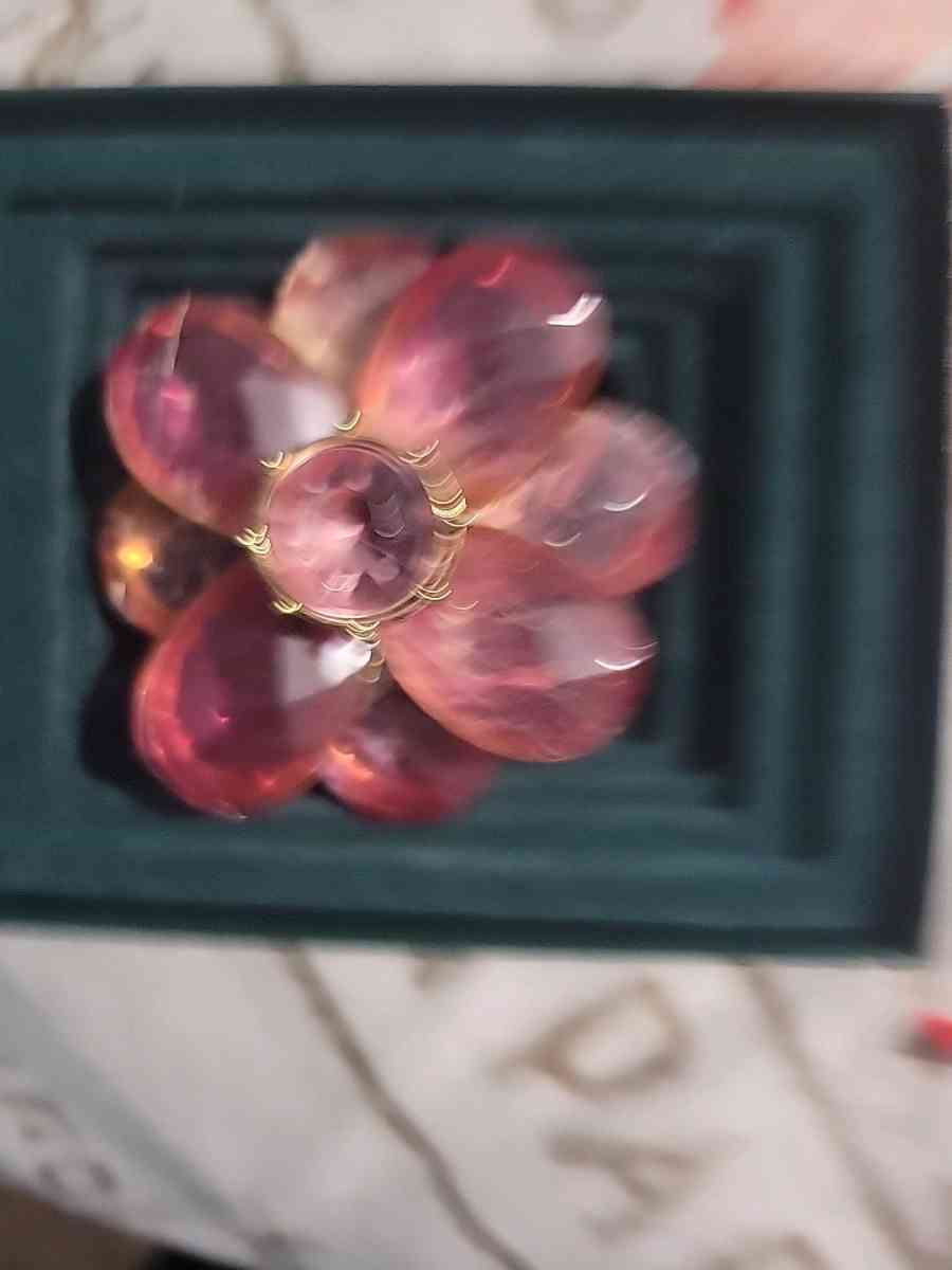 pink flowe Brooch