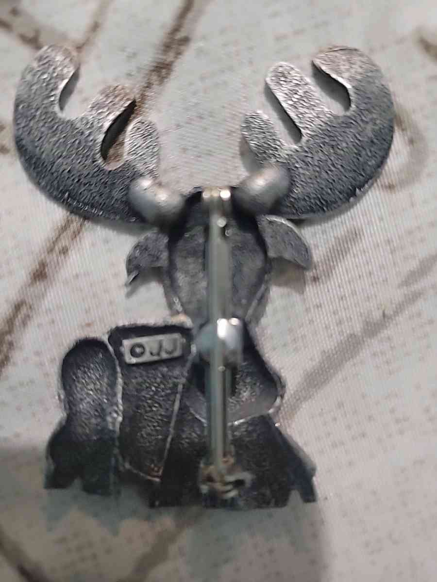 Moose brooch