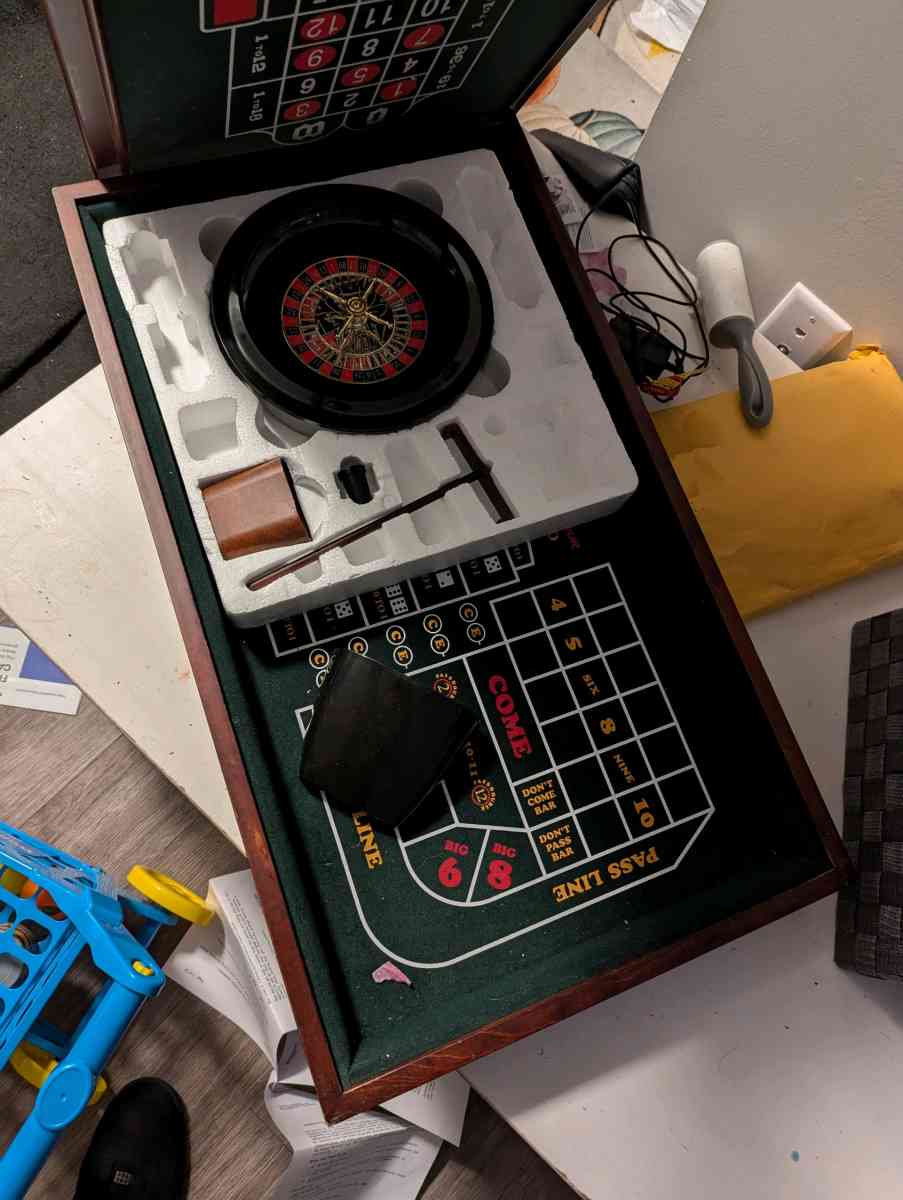 blackjack 2in poker and roulette table