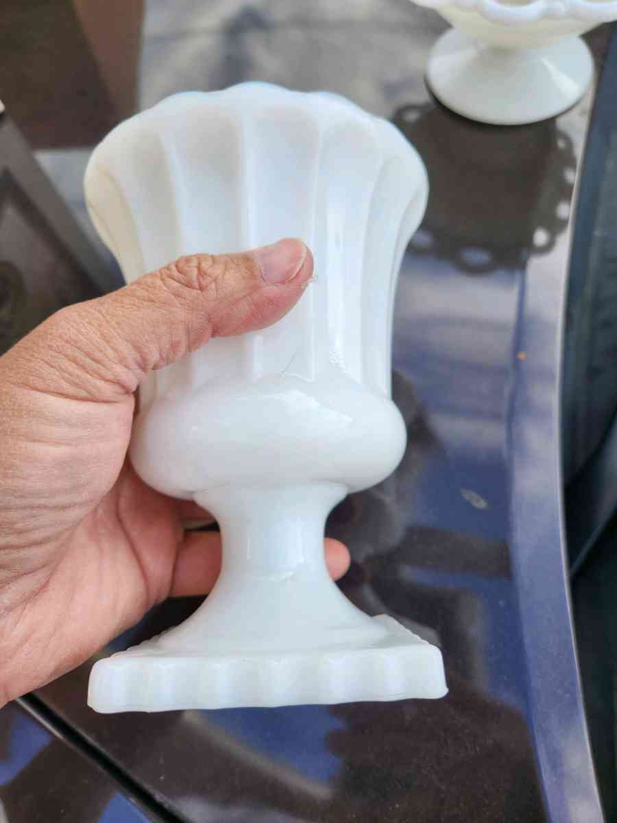 vantage white milk glass at least 50 years old