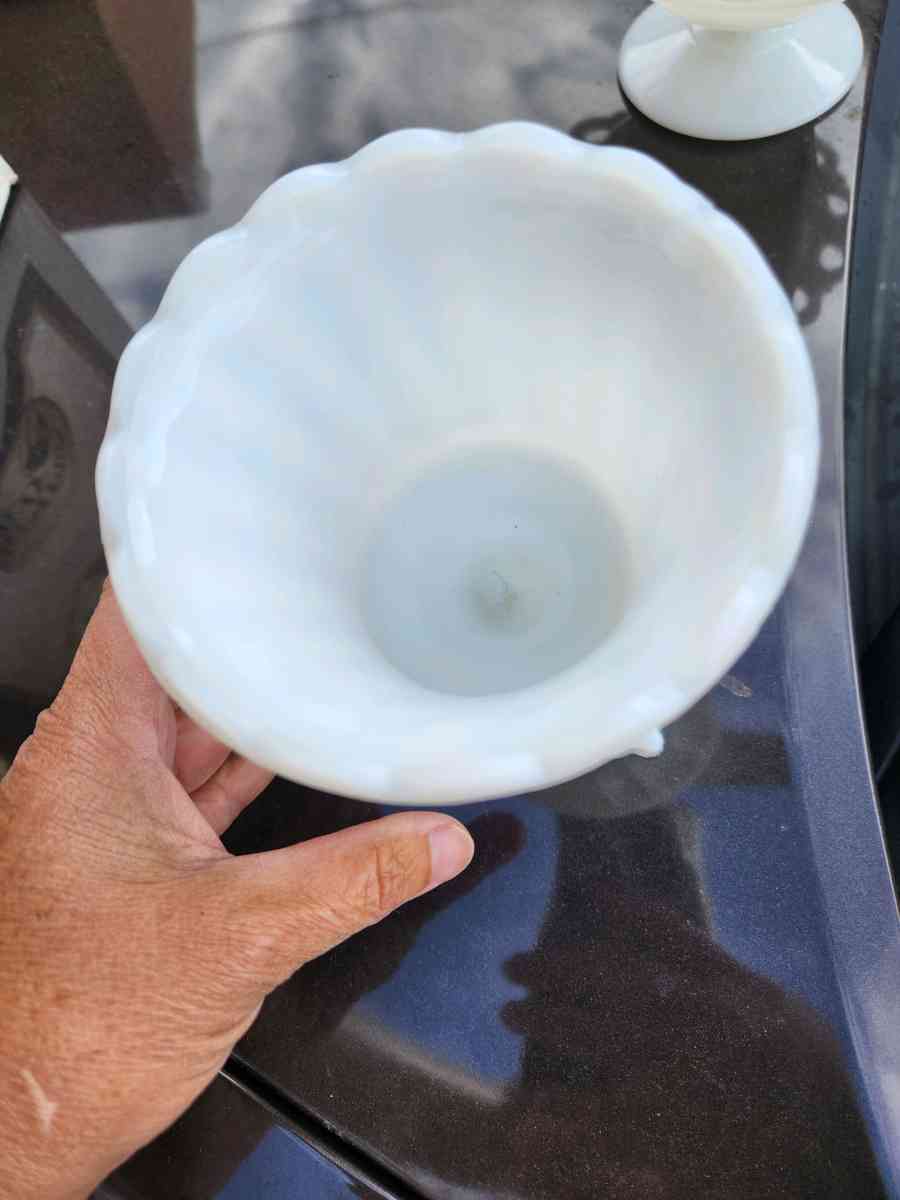 vantage white milk glass at least 50 years old