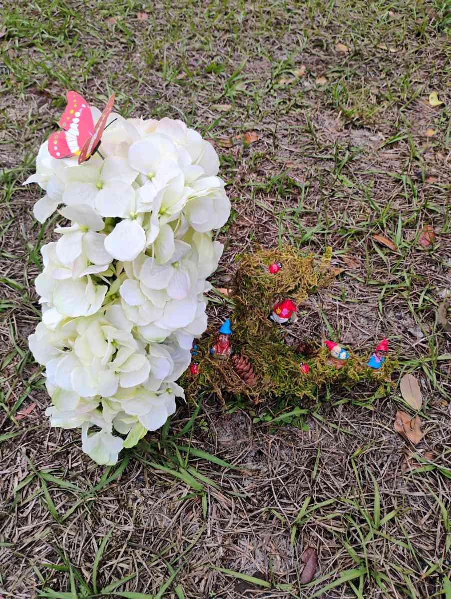 graveside flowers for loved ones