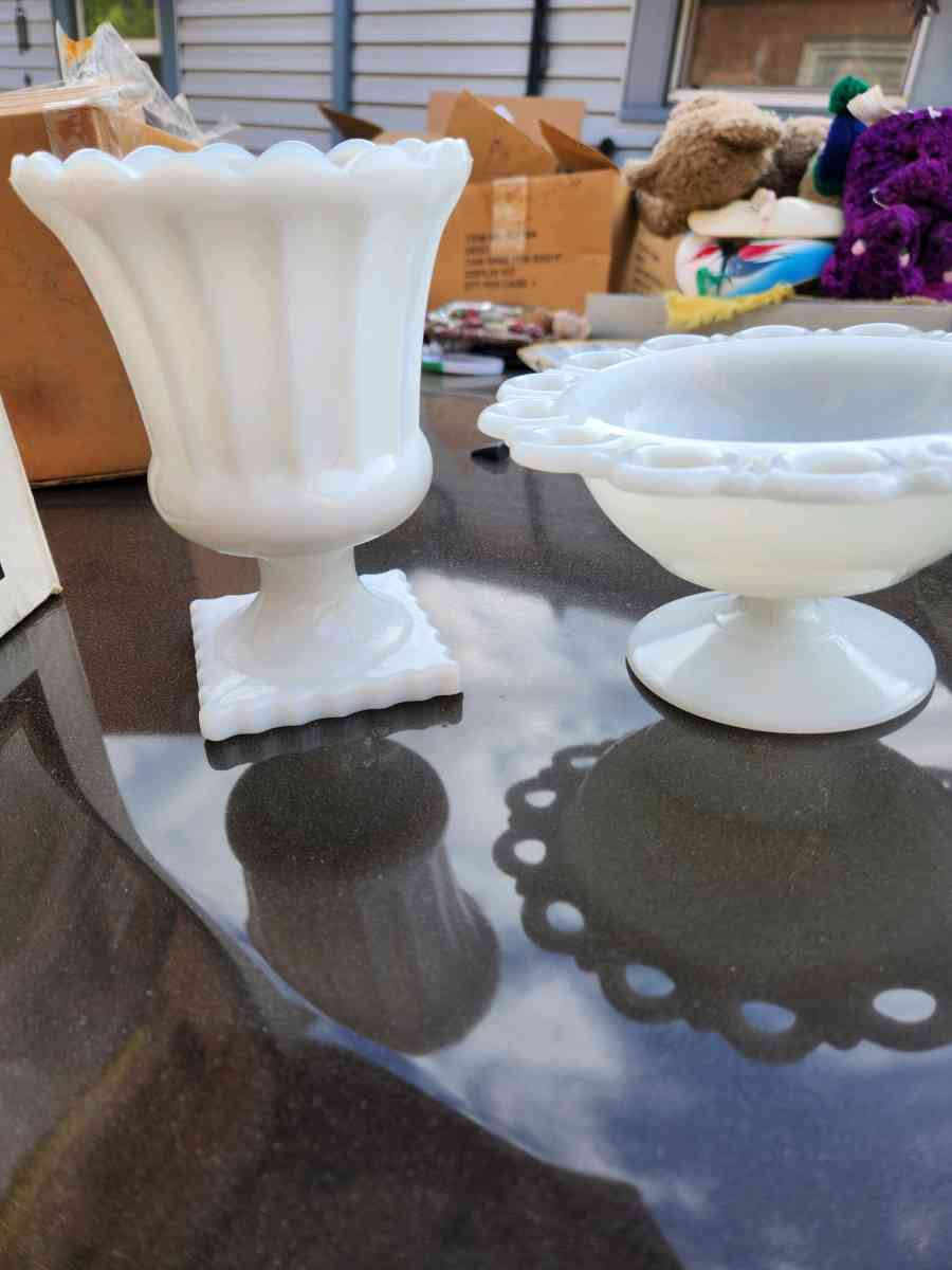 vantage white milk glass at least 50 years old