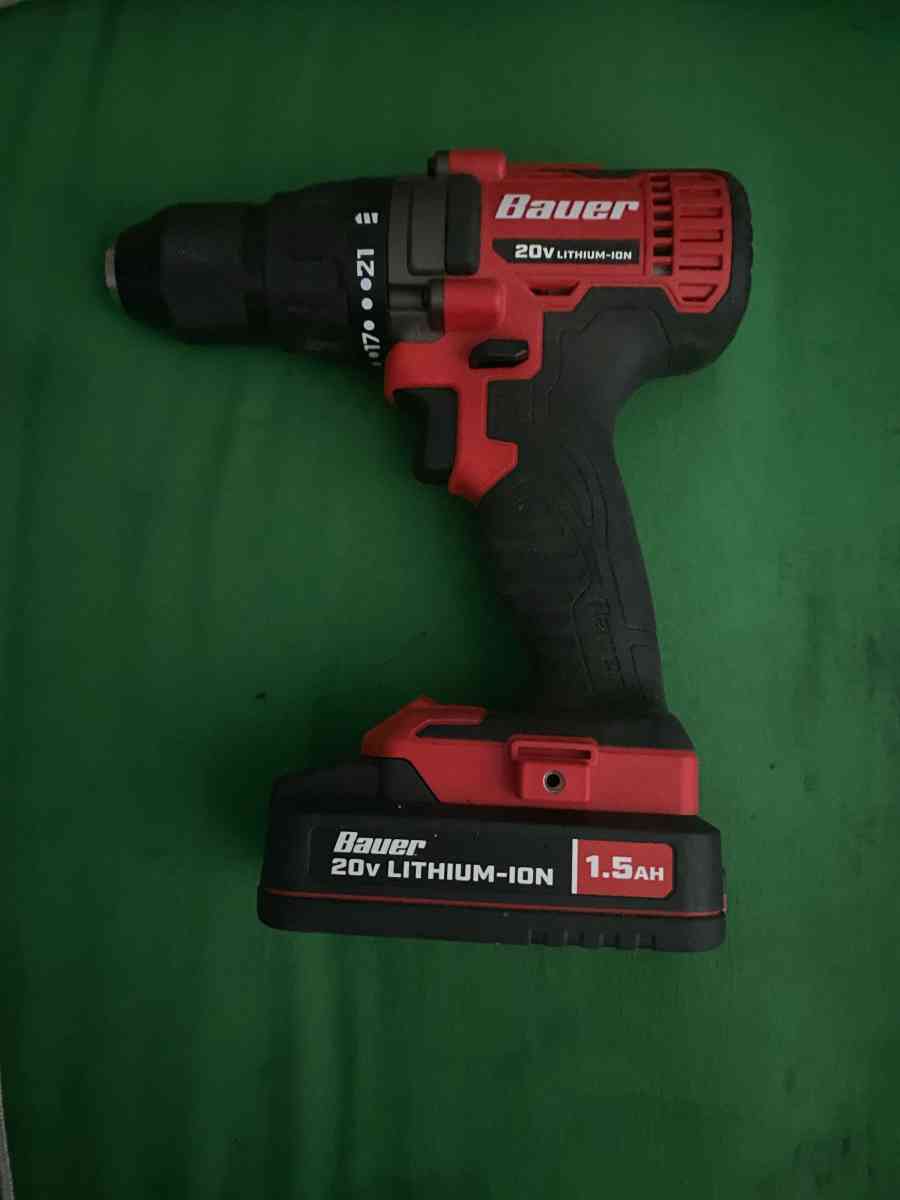 Bauer drill and driver