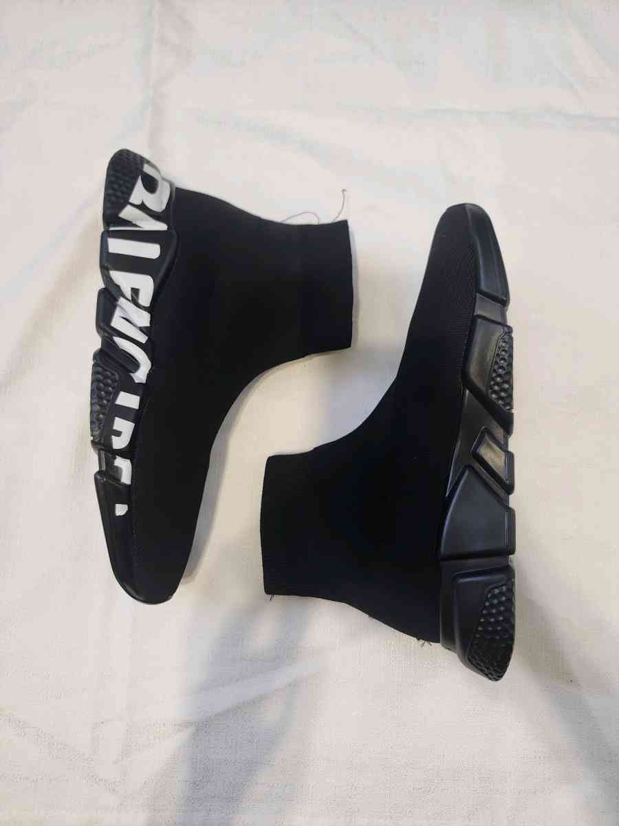 Men Balenciaga Speed Graffiti Trainers Size 8