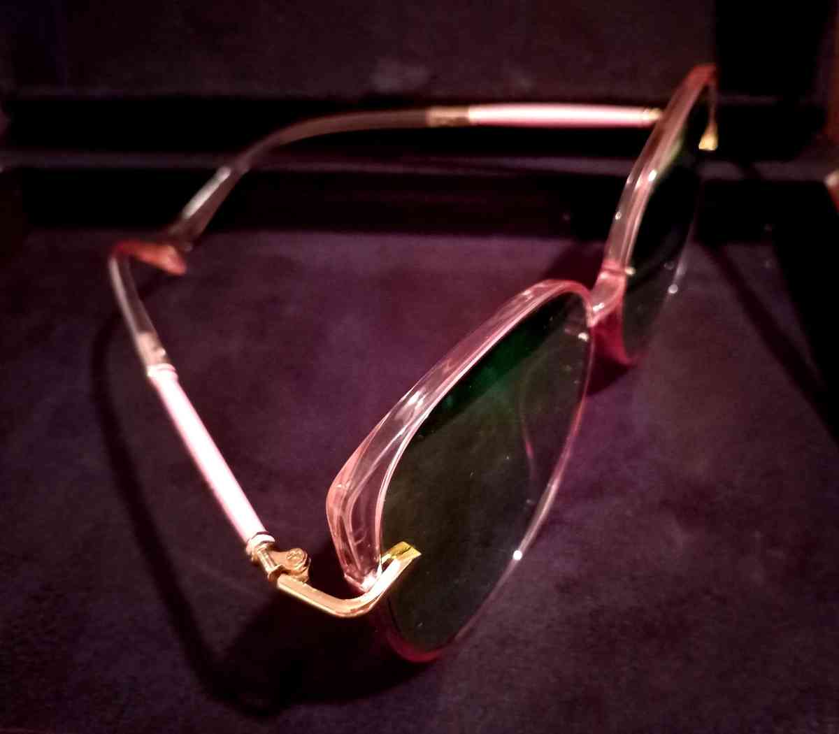 Sunglasses LOUIS VUITTON