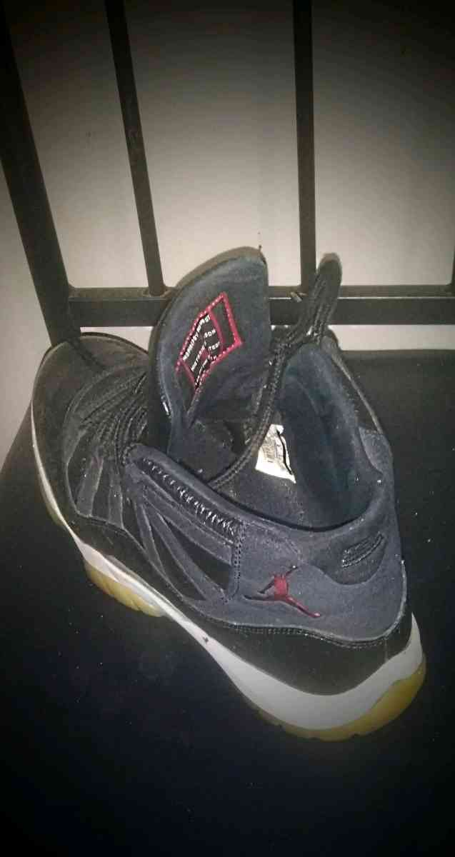 Jordan 11 space jams classic original colors as shown on tv