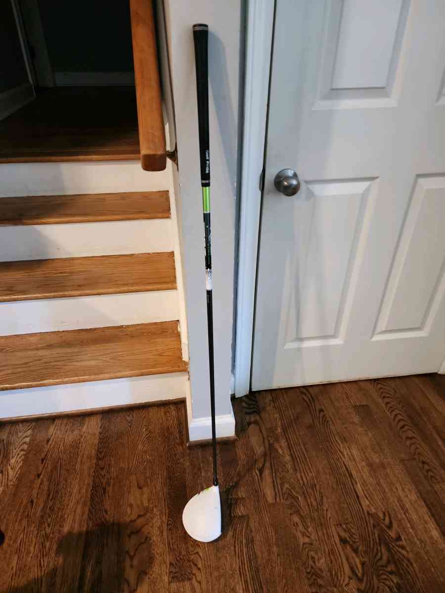 Taylormade RBZ Driver with Matrix Ozik Flex S shaft w cover
