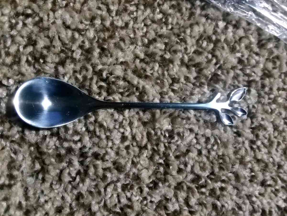 5 plant like tea spoons