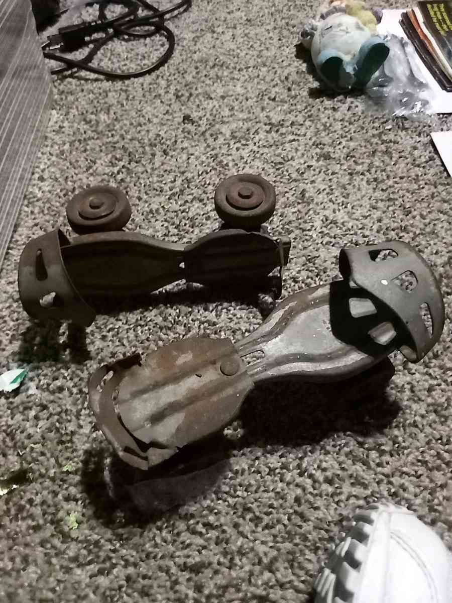 antique metal rolling skates