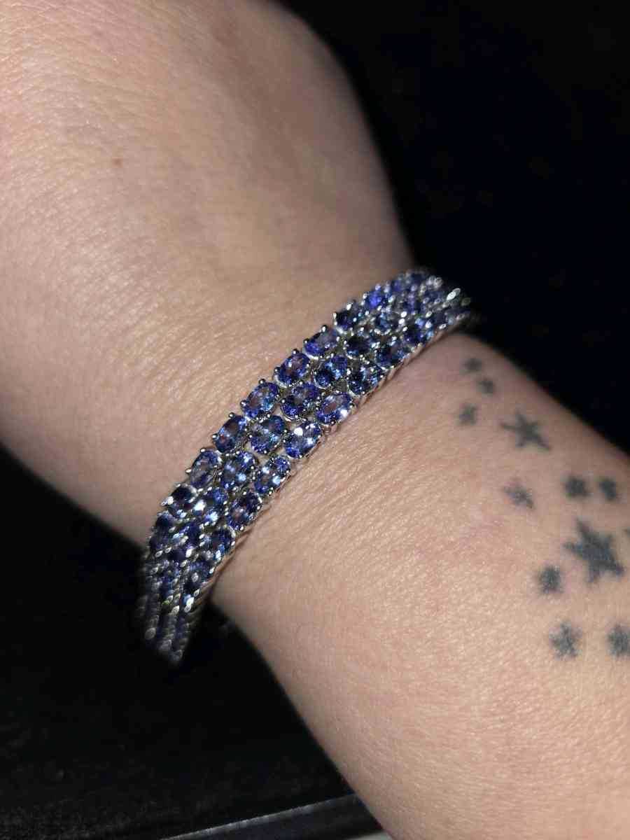 beautiful silver 925 with tanzanite stones tennis bracelet