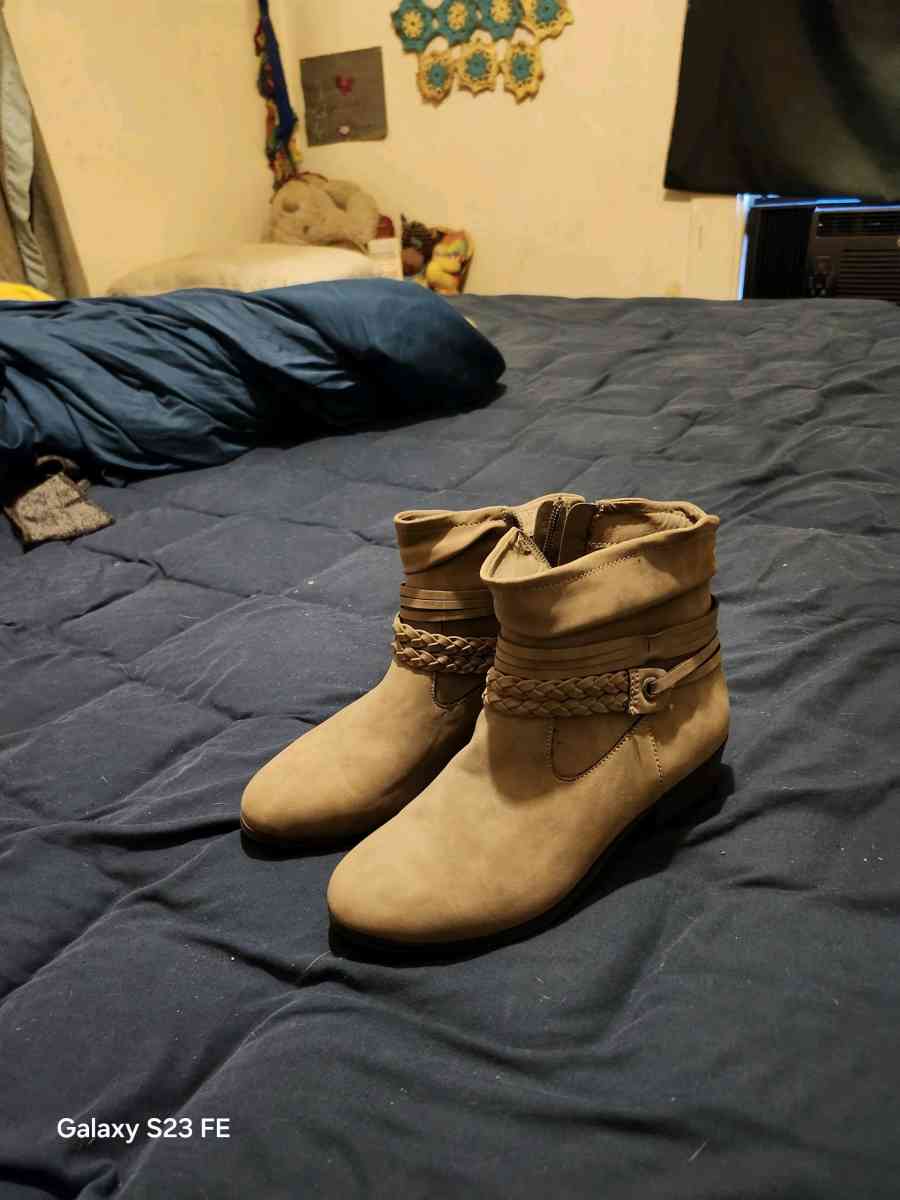 wonder nation boots