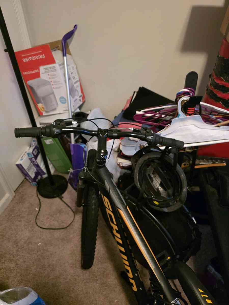 Schwinn bike with helmet