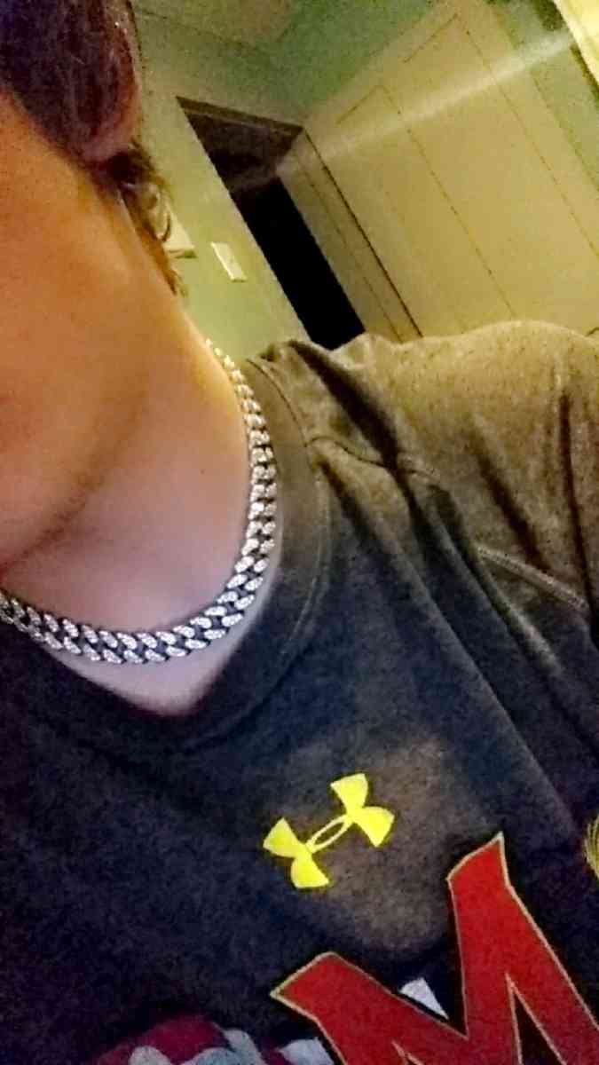 diamond and silver Cuban link chain 18 mm