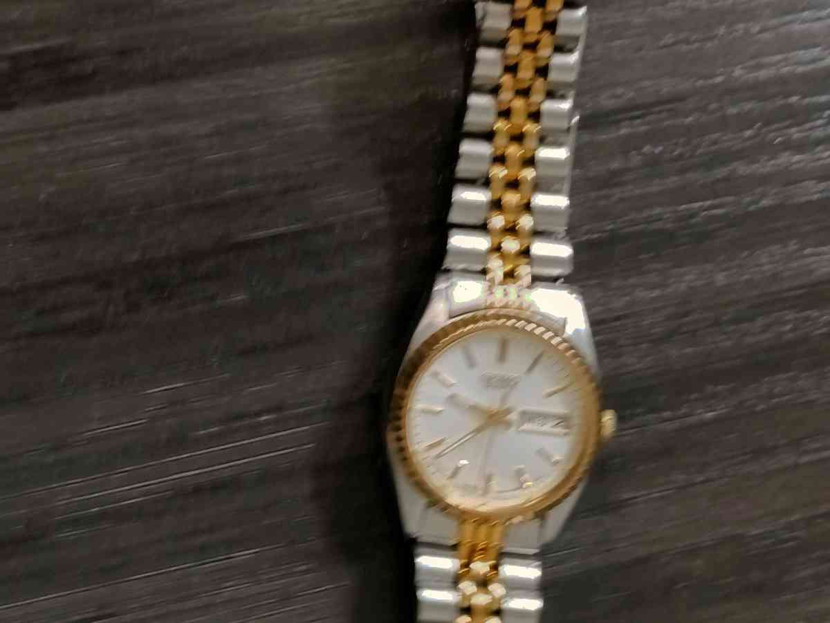 womans Seiko watch
