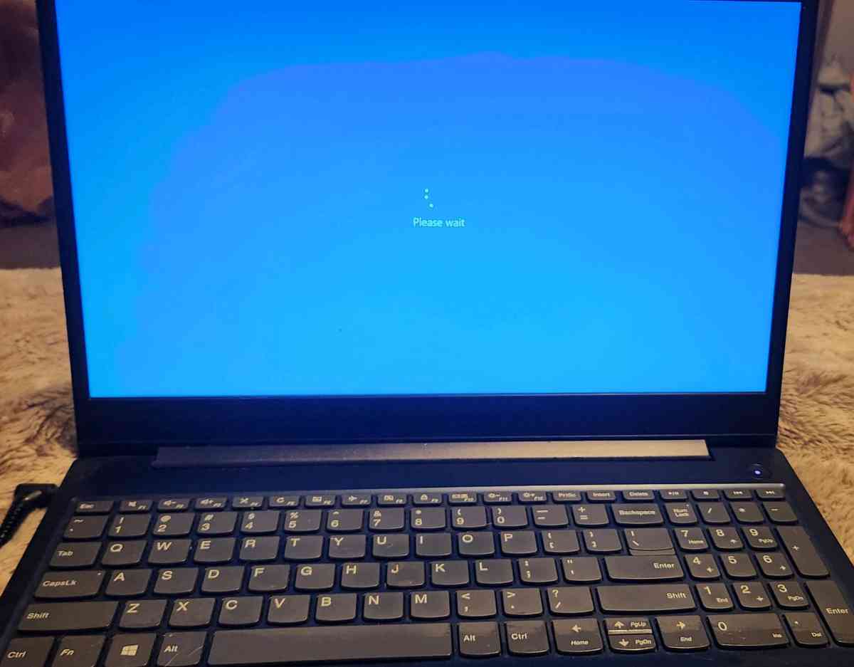 Lenovo  ideal pad 3 laptop