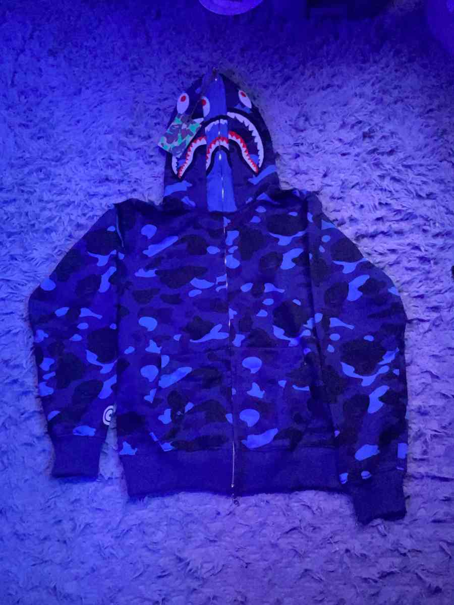 brand new double hooded bape