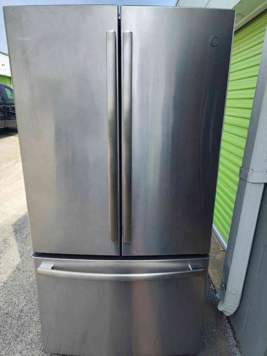 Refrigerator GE