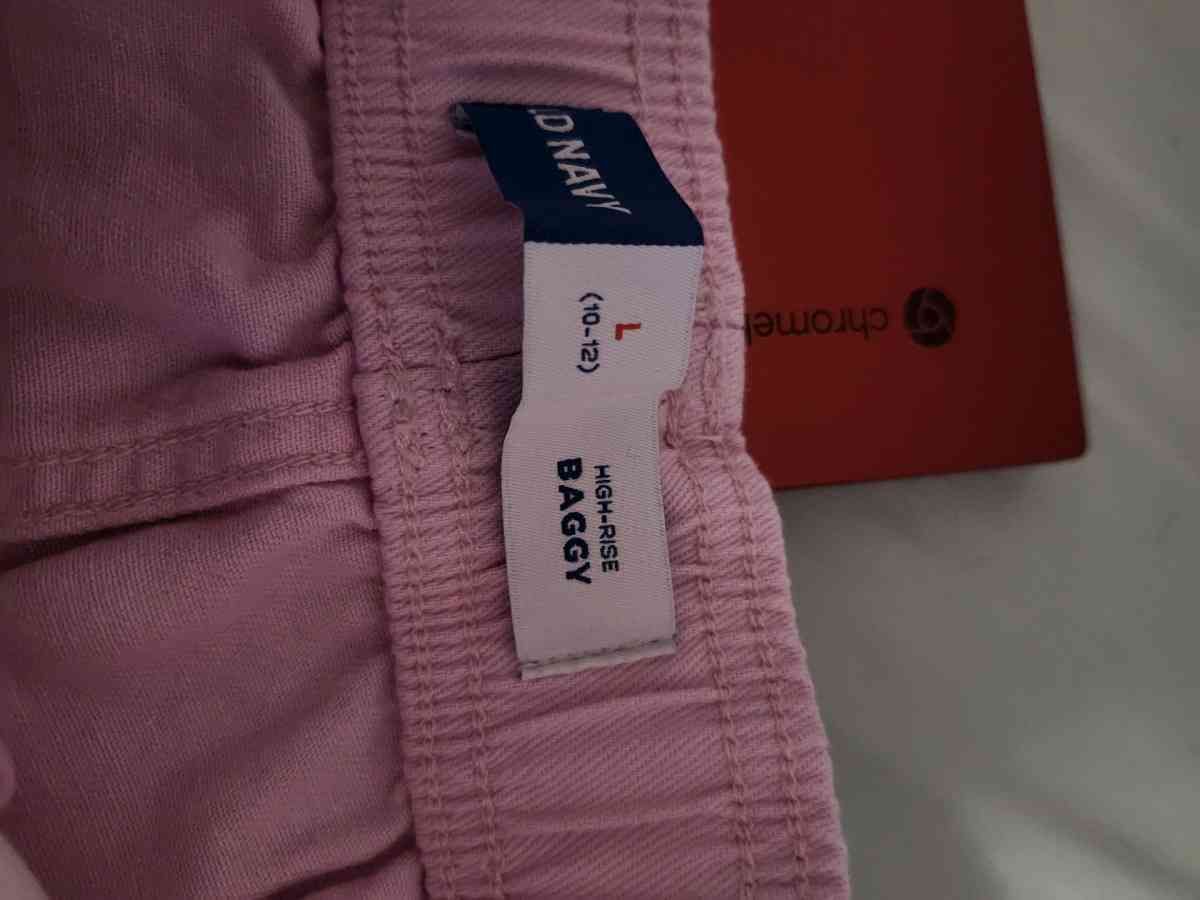 pink jeans