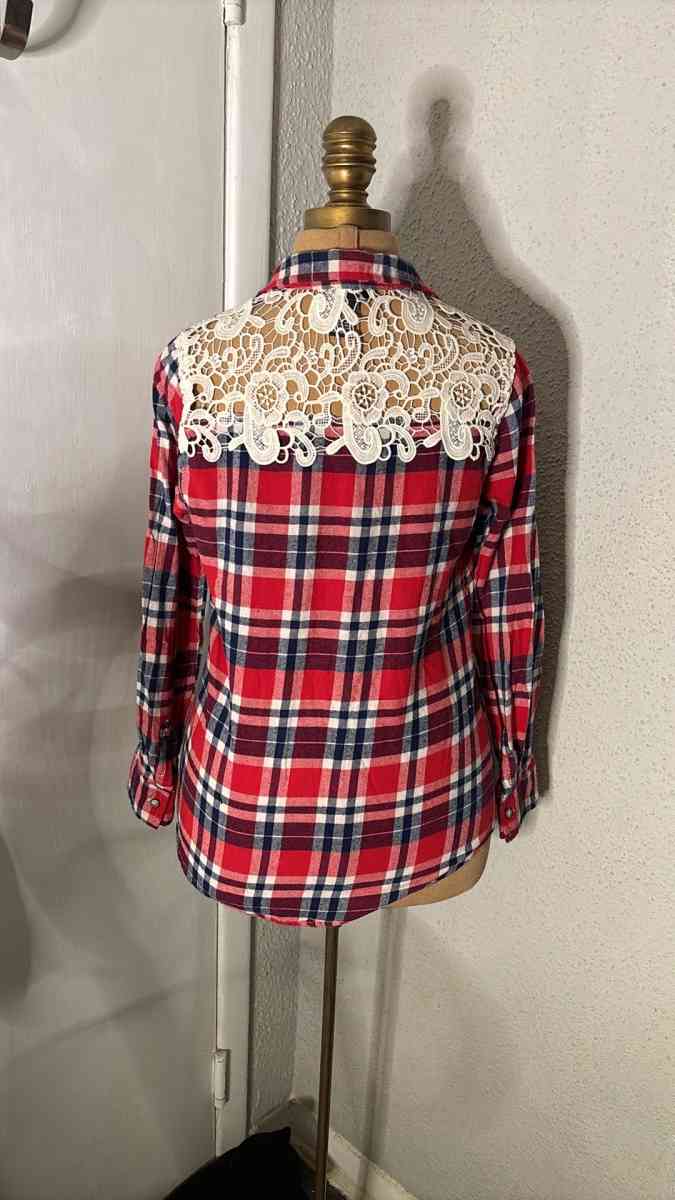 Rue21 Womens Western Lace Plaid Long Sleeve Button Down Top