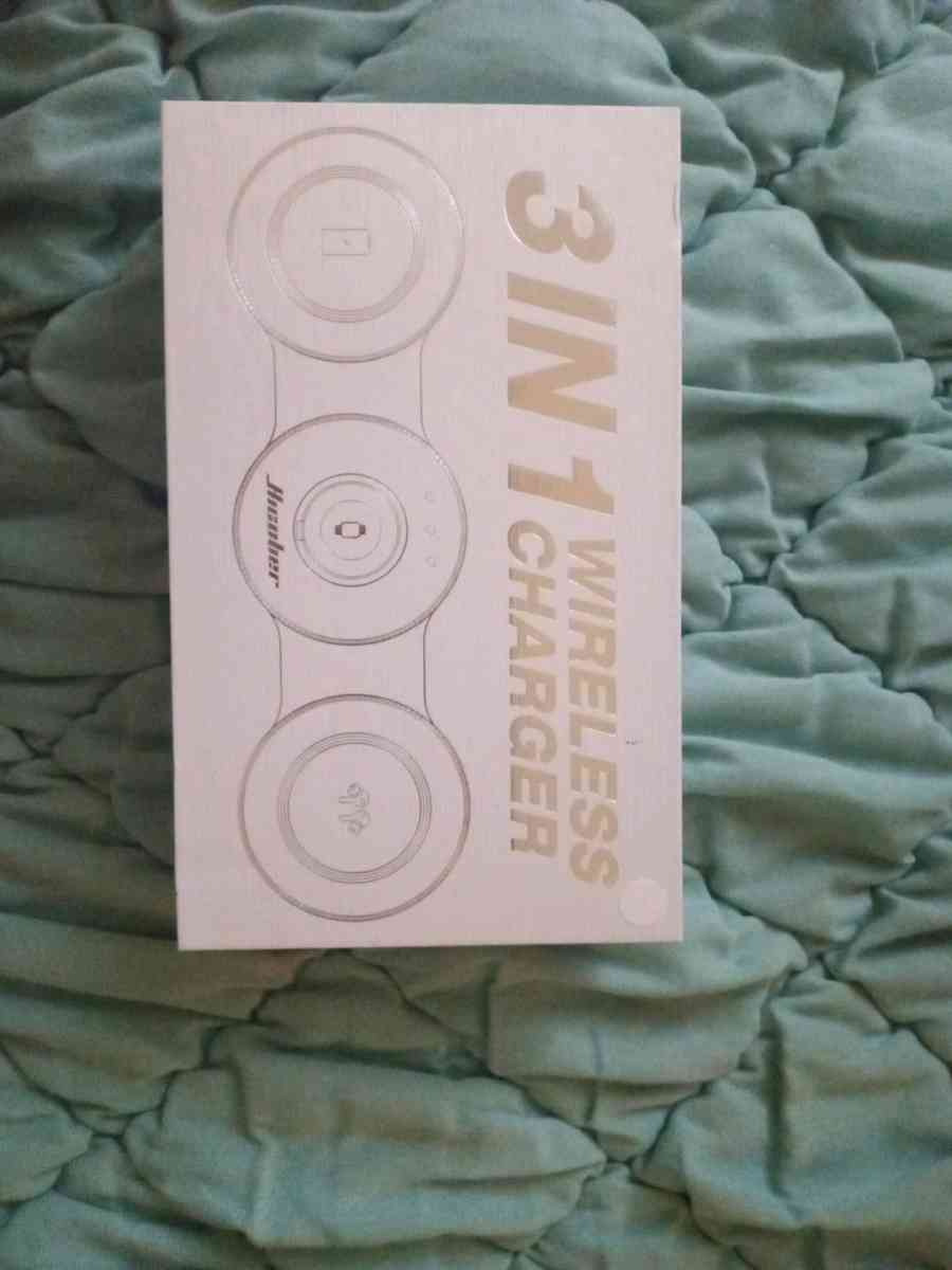 3in1 charging ports phone smartwatch Bluetooth earbuds