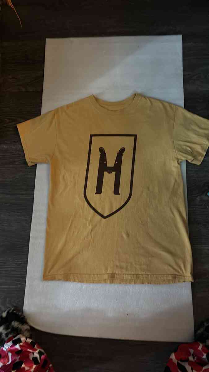 Harry Potter and the Cursed Child Hufflepuff TShirt Size M