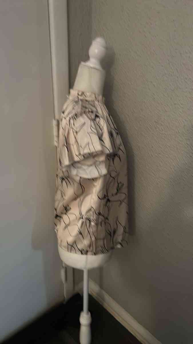 SHEIN BIZwear Floral Print Multicolor Top Size XS Lightweigh