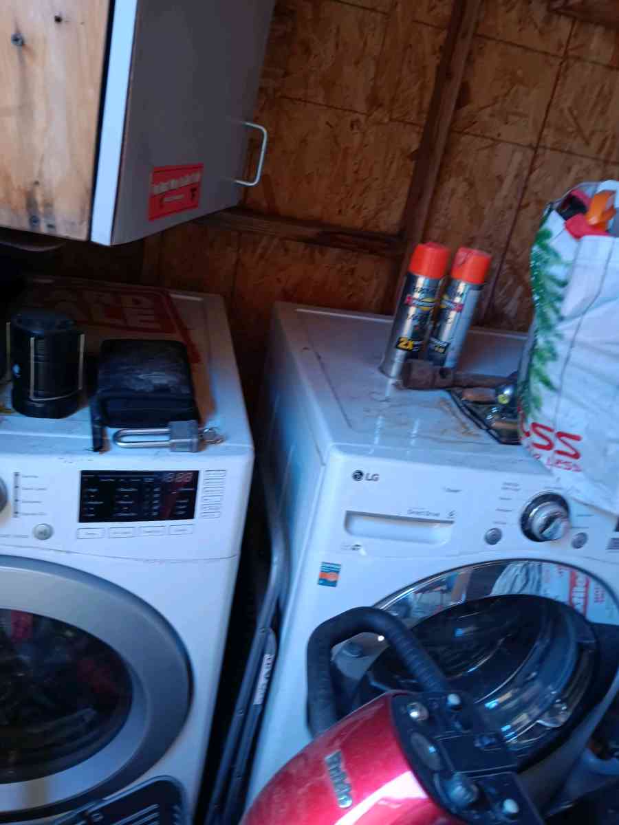 washer and dryer both 110v and 220V