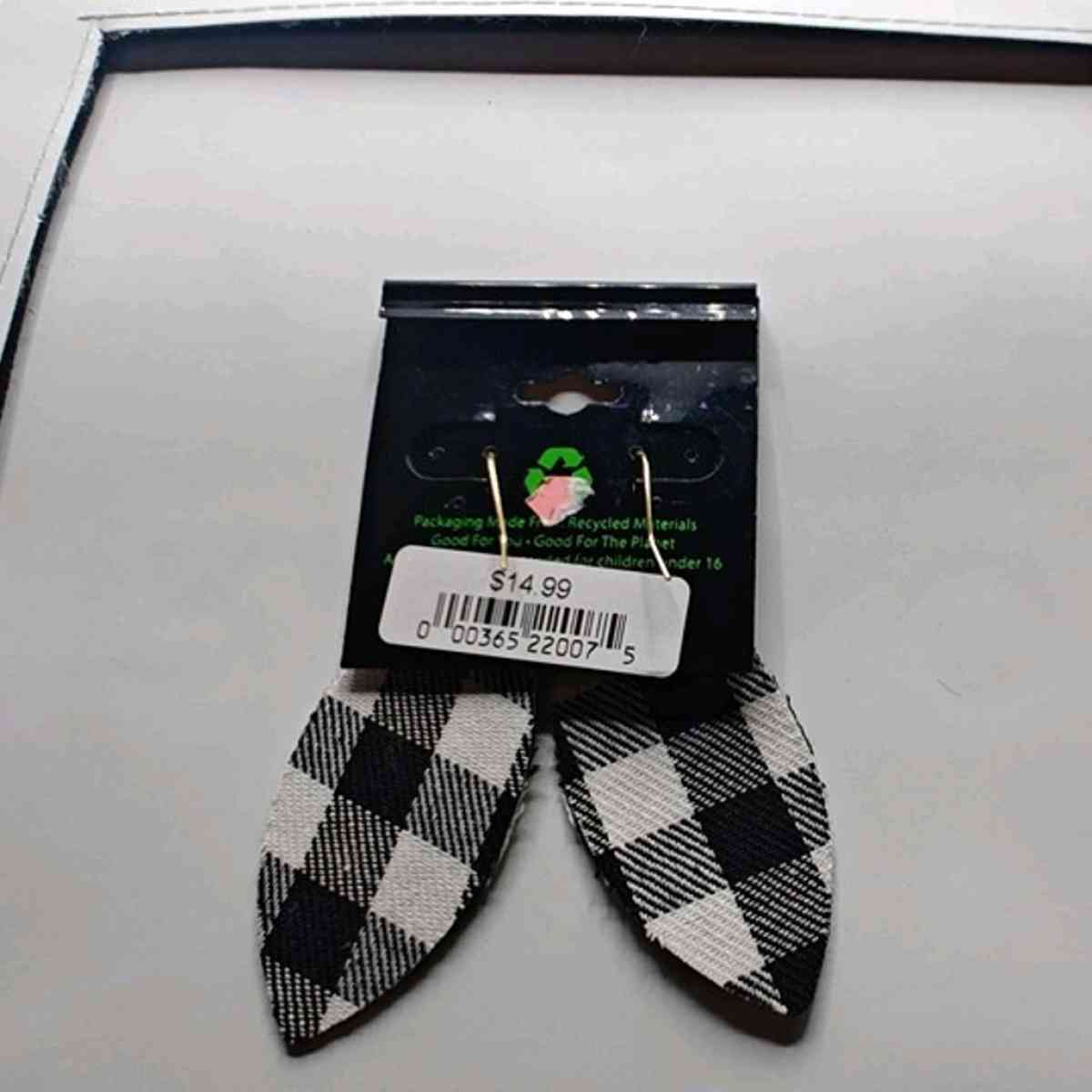 Buffalo Check Earrings Hunters Feather Leaf Metal Jewelry WH