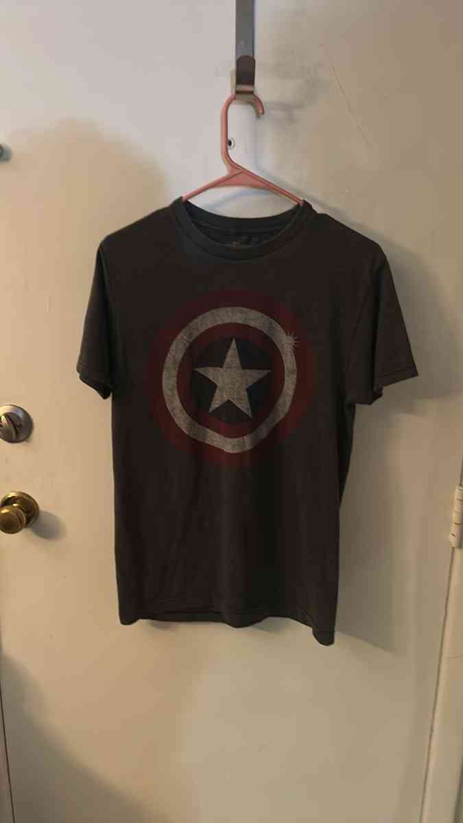 Marvel Comics Captain America TShirt Mens M Short Sleeve Cre
