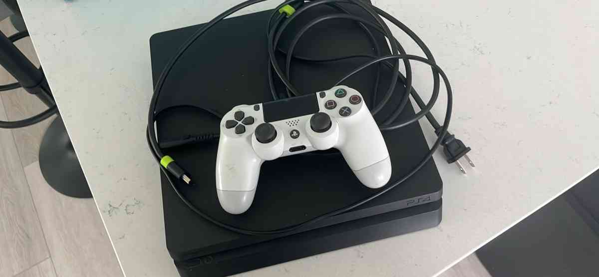 PlayStation 4 with 2 controllers