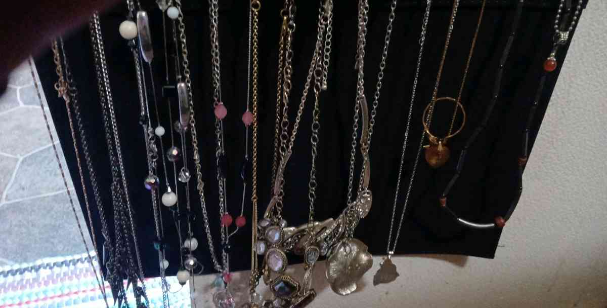 jewelry necklaces
