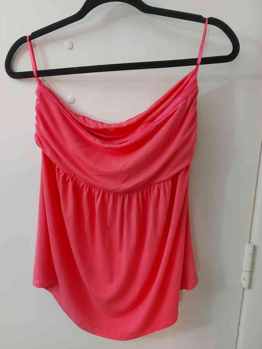 NY  CO New York and Company Pink Flowy Strapless Top Size M