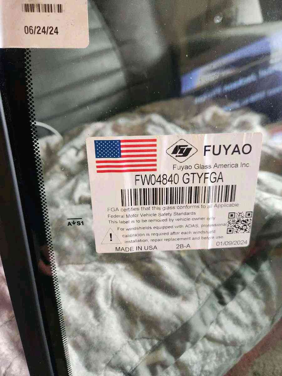 2017 Toyota Rav 4 Front Windshield