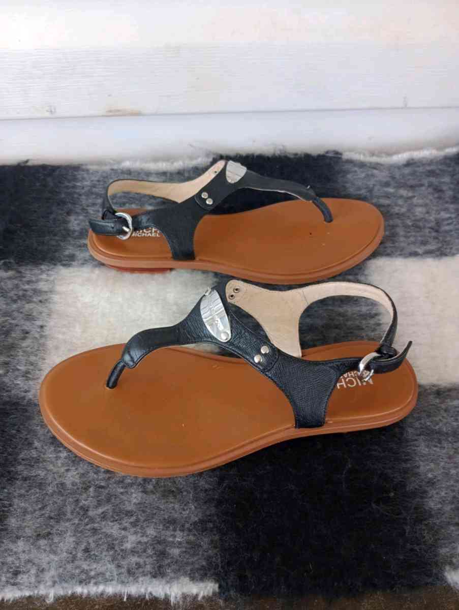 Michael Kors sandals size 7M