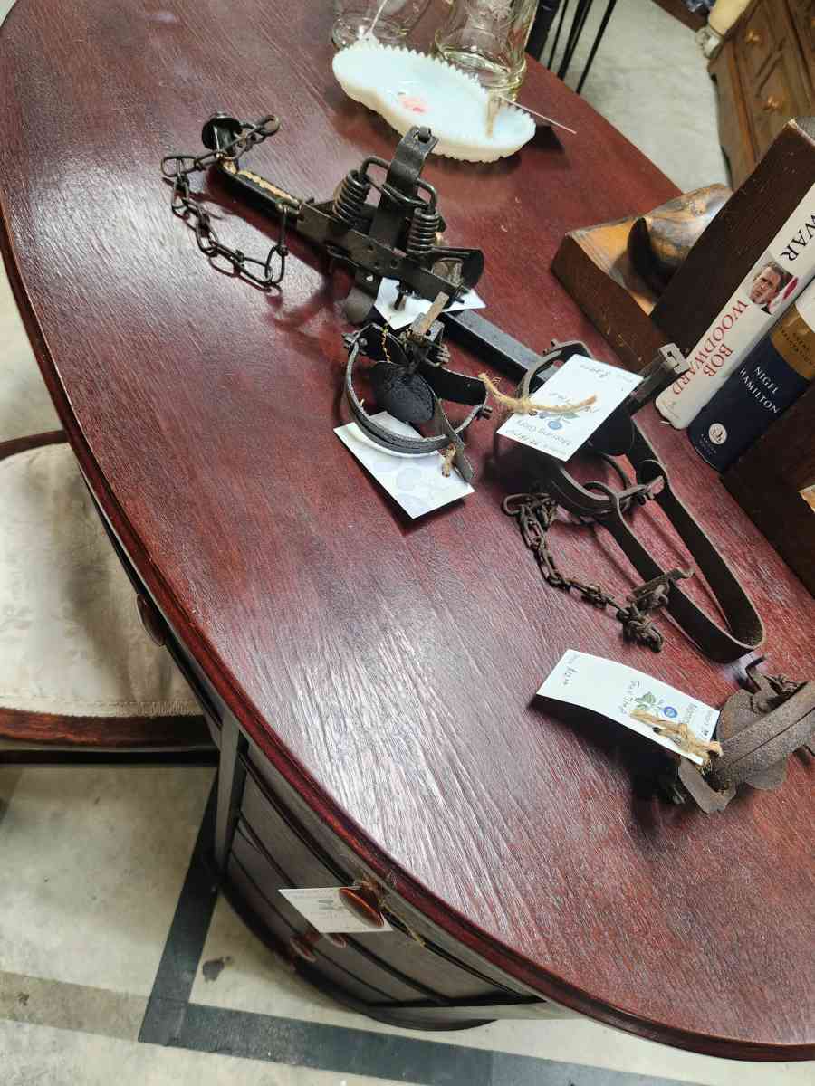 unique Oval Shaped Desk Chair Set Vanity Or Entryway Table