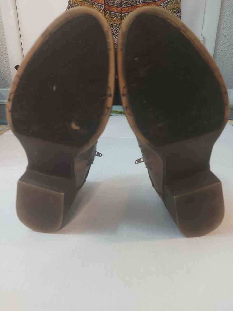 Sugar Thunderome Ankle Boots Size 7