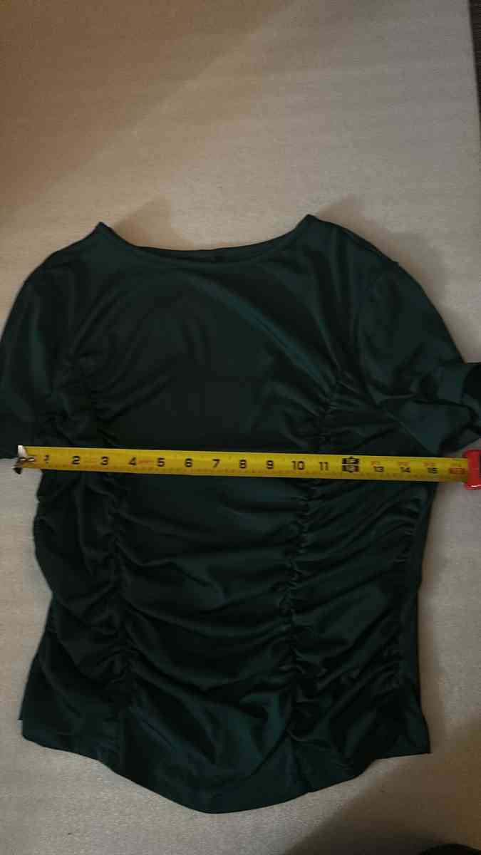 SHEIN Green Ruched Front Short Sleeve Crewneck Top Size XL O