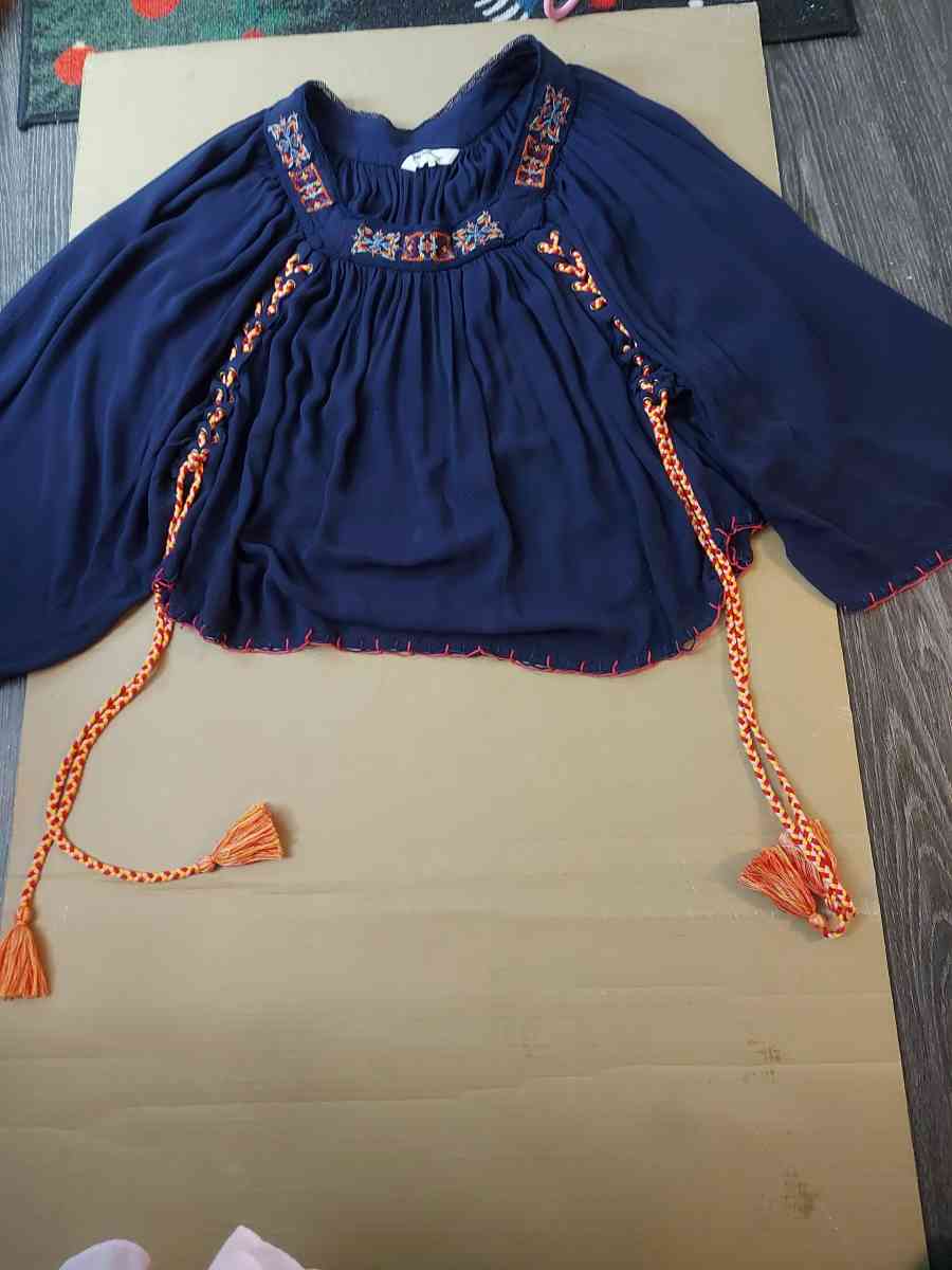 Rocks  Indigo Embroidered Boho Top Size M
