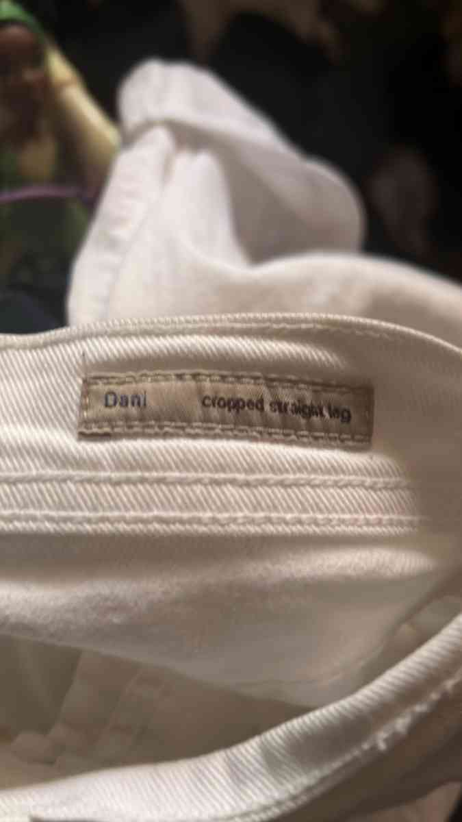 Citizens of Humanity White Dani Cropped Straight Leg Jeans