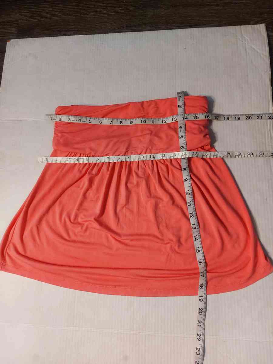 NY  CO New York and Company Pink Flowy Strapless Top Size M