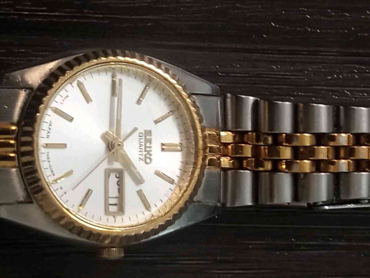 womans Seiko watch