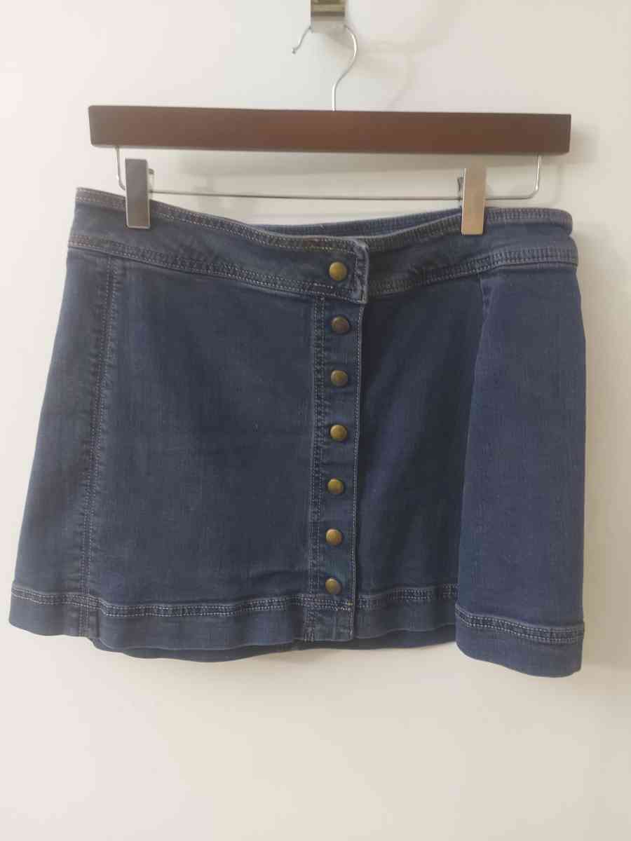 Free People Button Down Denim Skirt Size 6