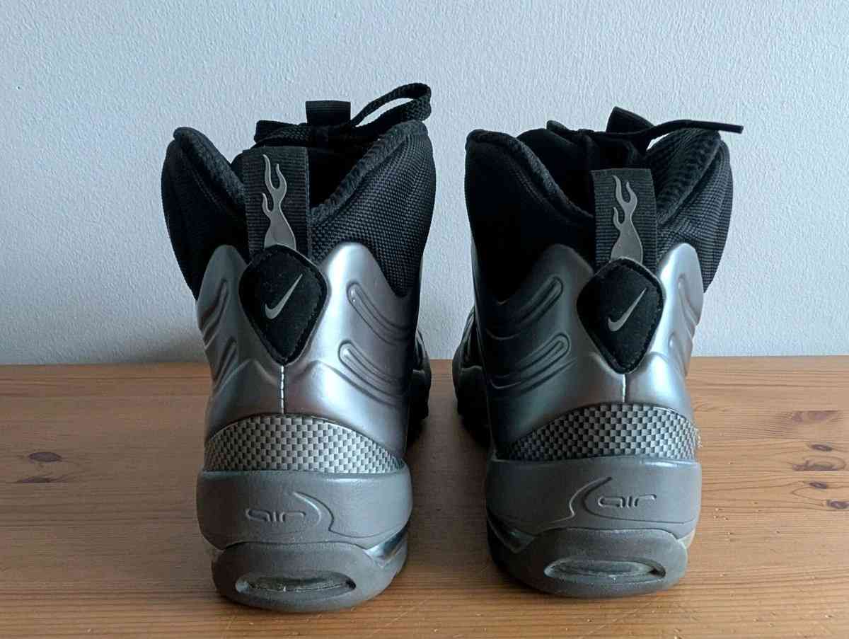 Nike ACG Air Bakin Posite Metallic Dark Gray